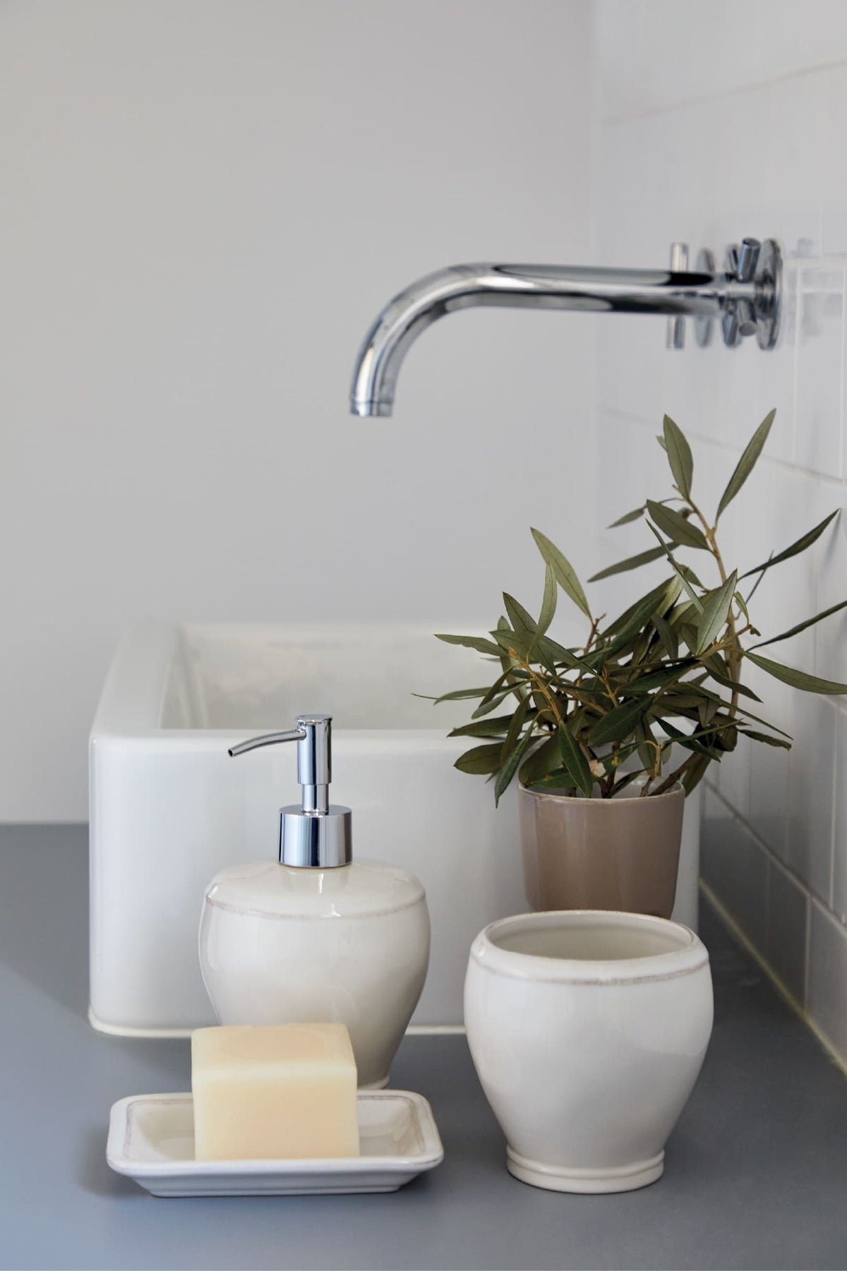 Fontana Bath collection