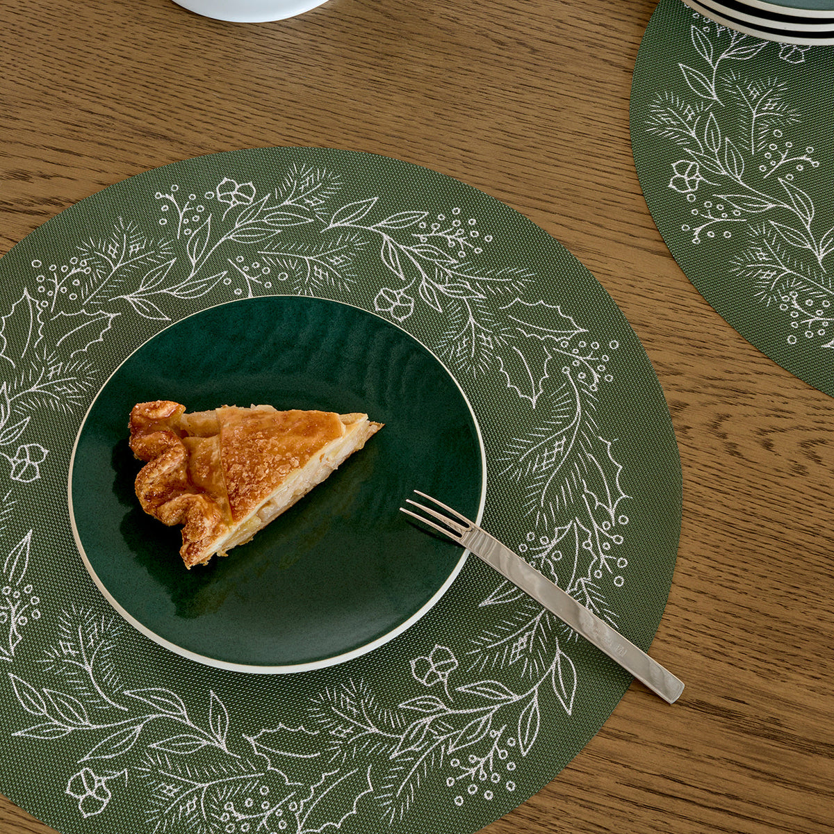 Wreath Placemats - Elm