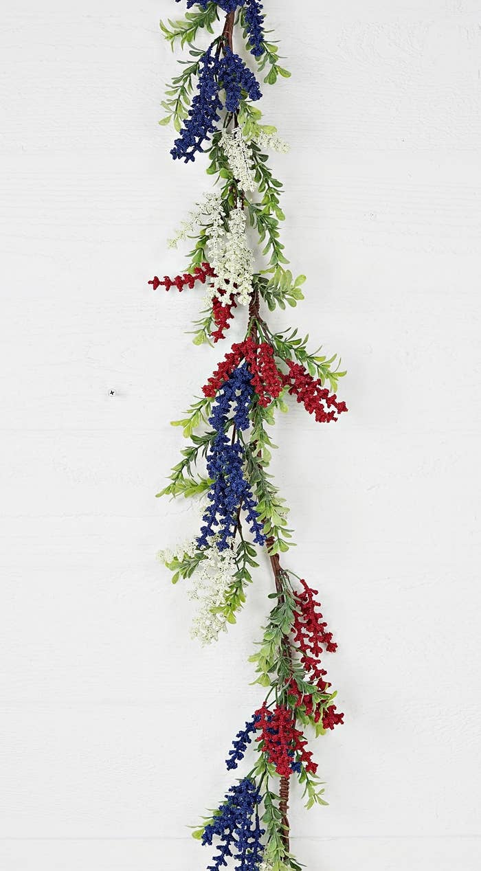 31211- 4ft Garland-Red White Blue Heather with Boxwood-