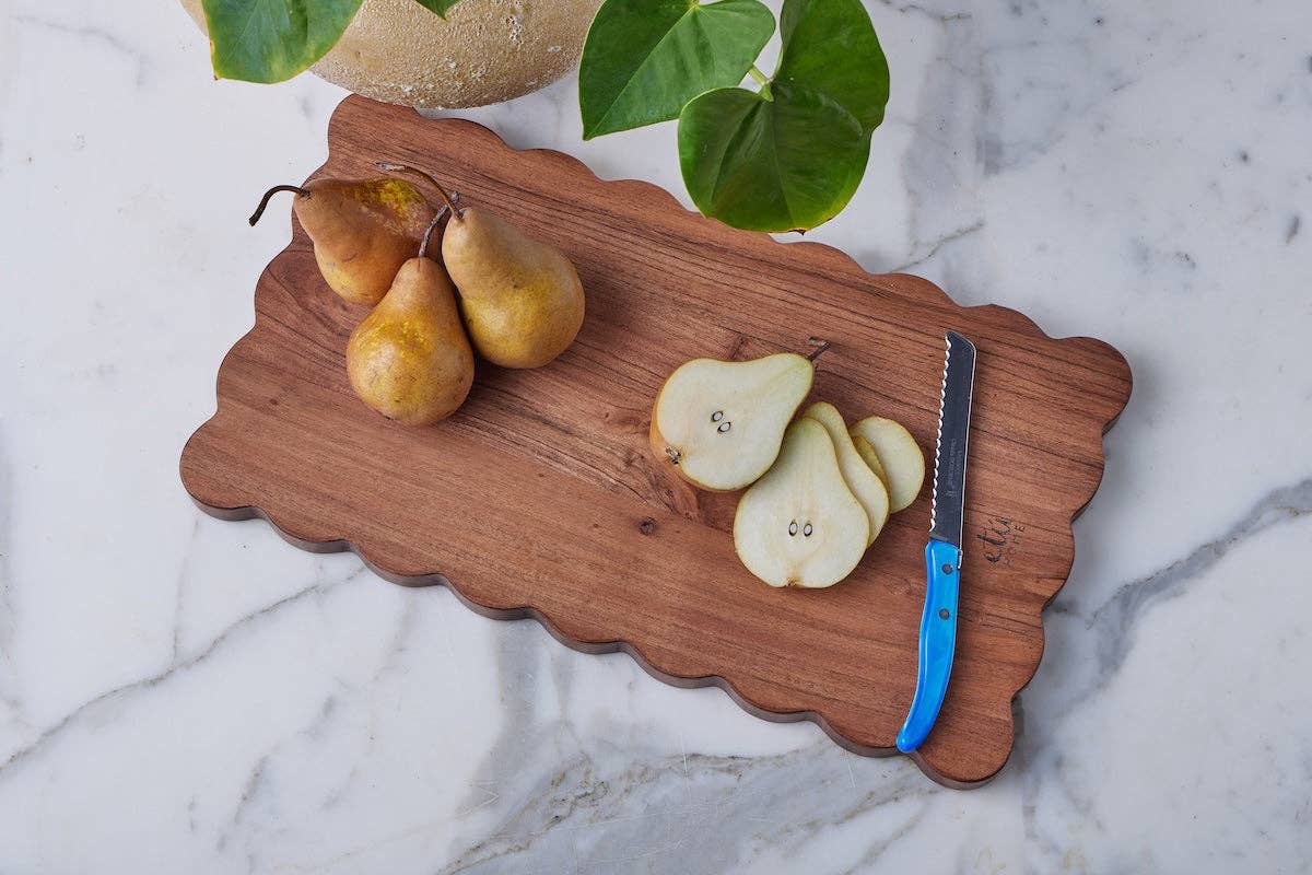 Scalloped Cutting Board, Medium Rectangle