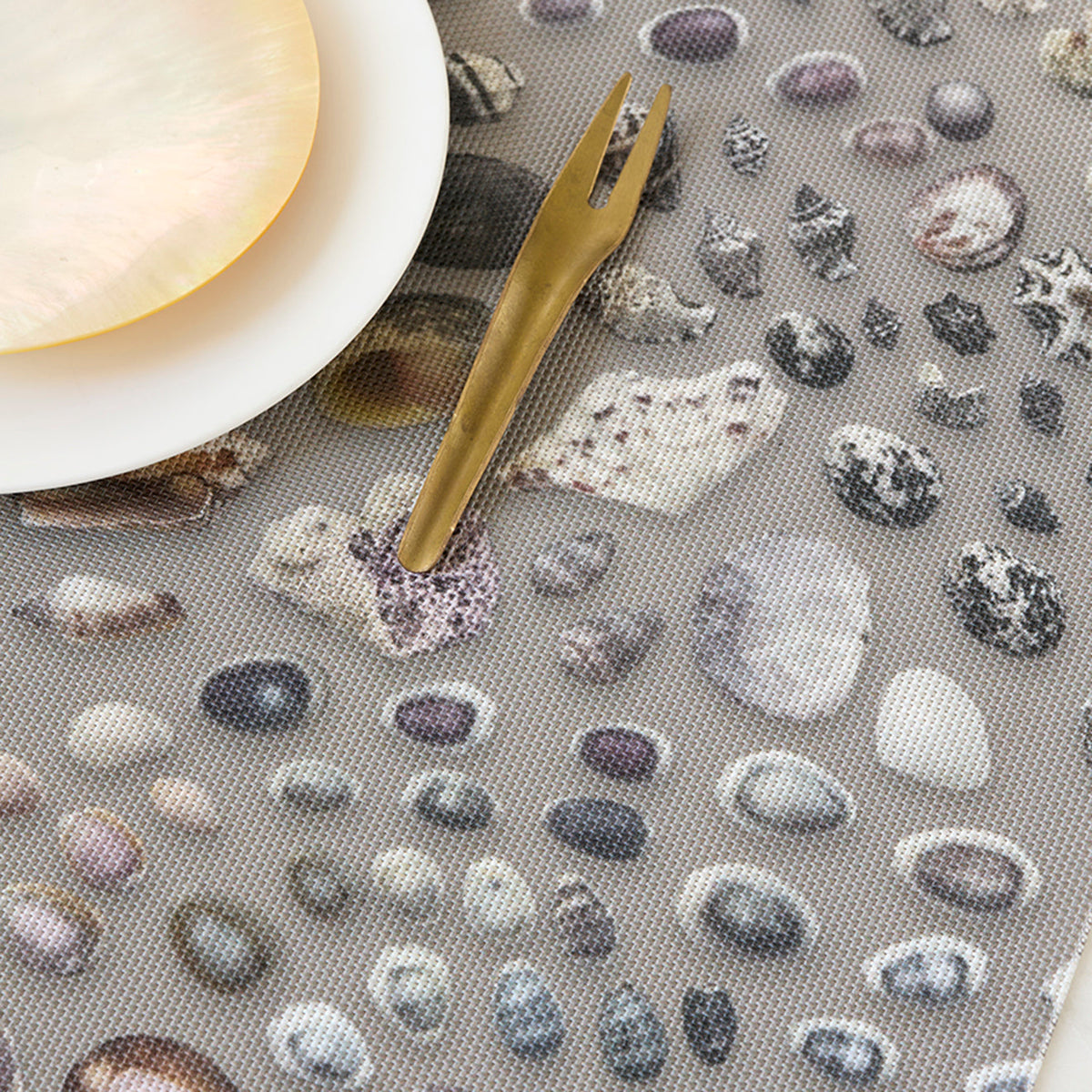 Seashells Placemats - Grey Sand