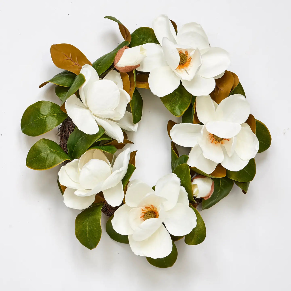 22" Magnolia Wreath w/ 7 Flowers