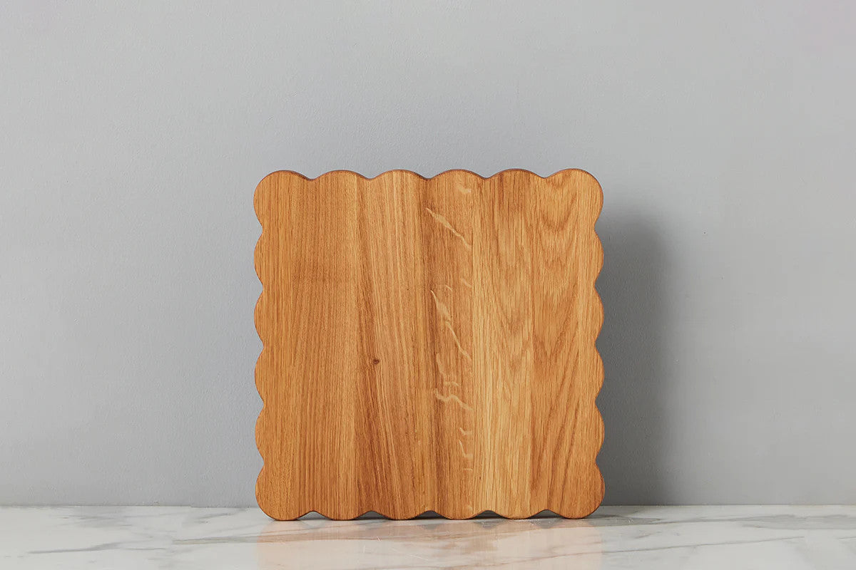 Square Scalloped Cutting Board (Small)
