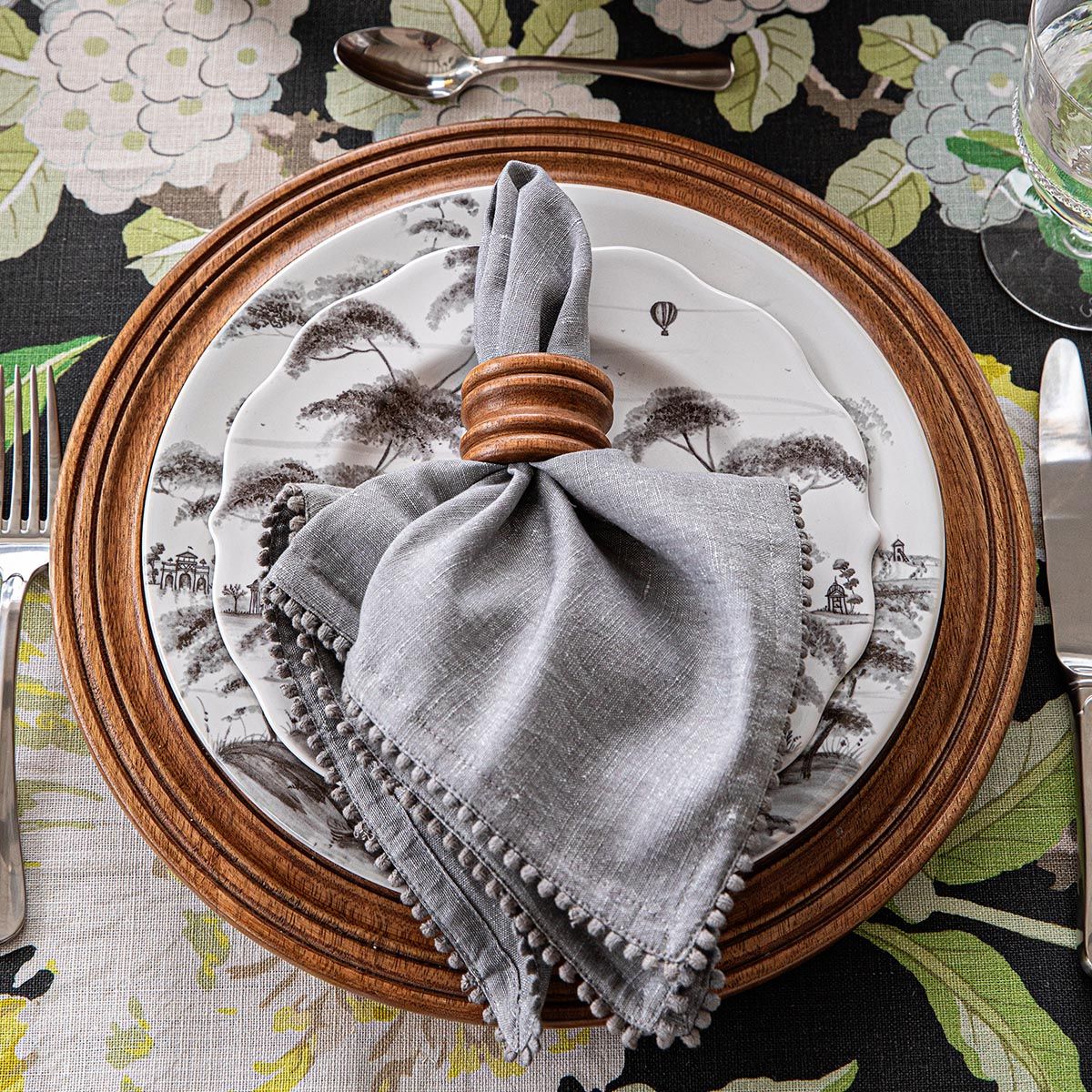 Bilbao Wood Napkin Ring Set/4