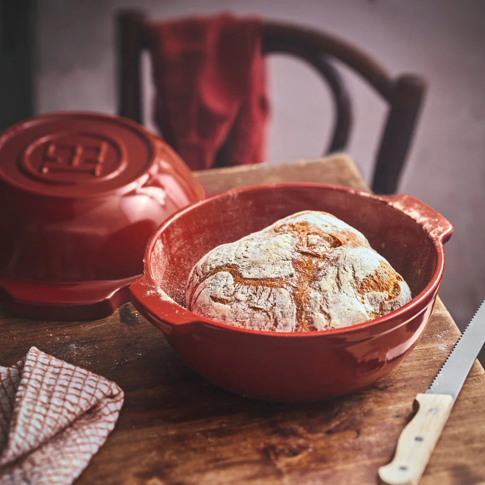 *Burgundy Bread Pot - 9.5" / 2.1 qt