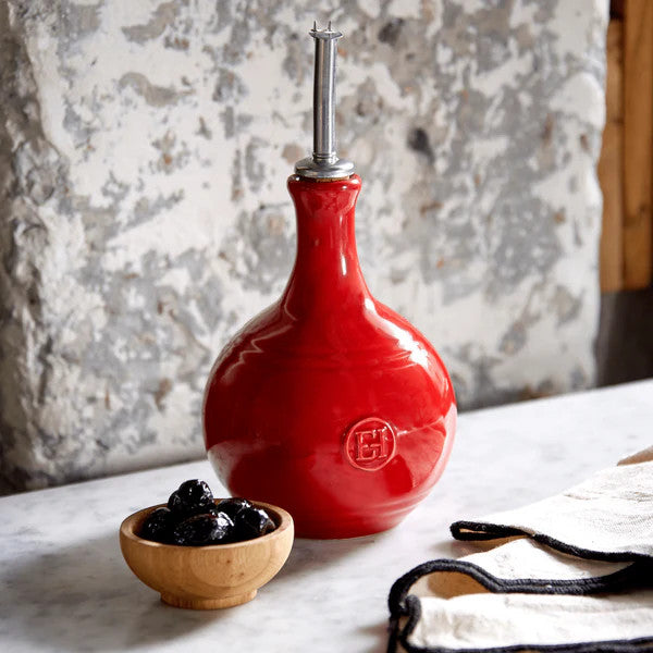 Burgundy Vinegar Cruet - 4 x 8.25" / 13.5 oz