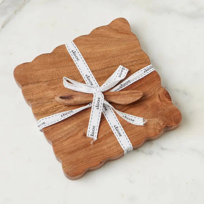 Square Scalloped Board with Spreader, Small, Natural
