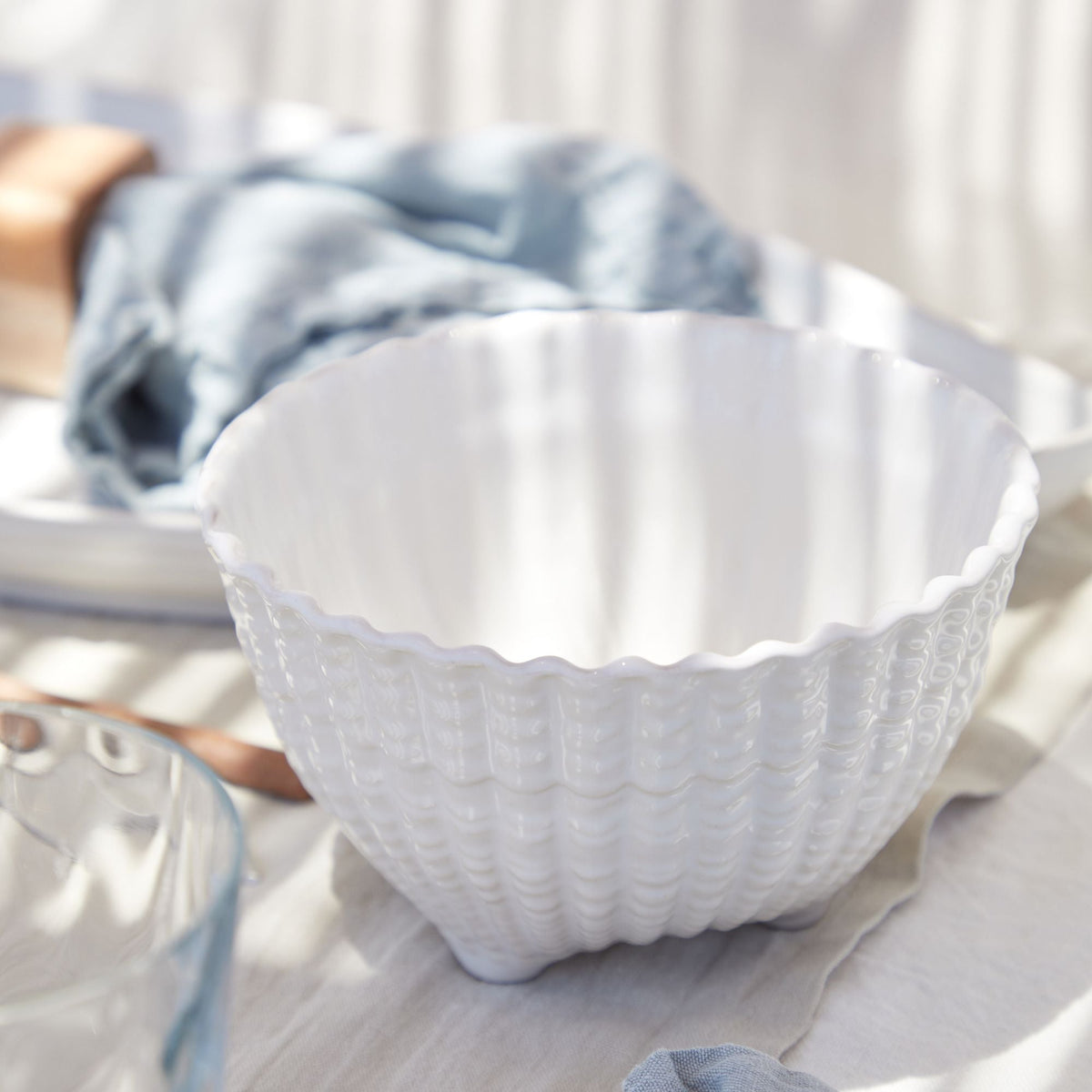 Set of 6 Shell Footed Bowl Aparte