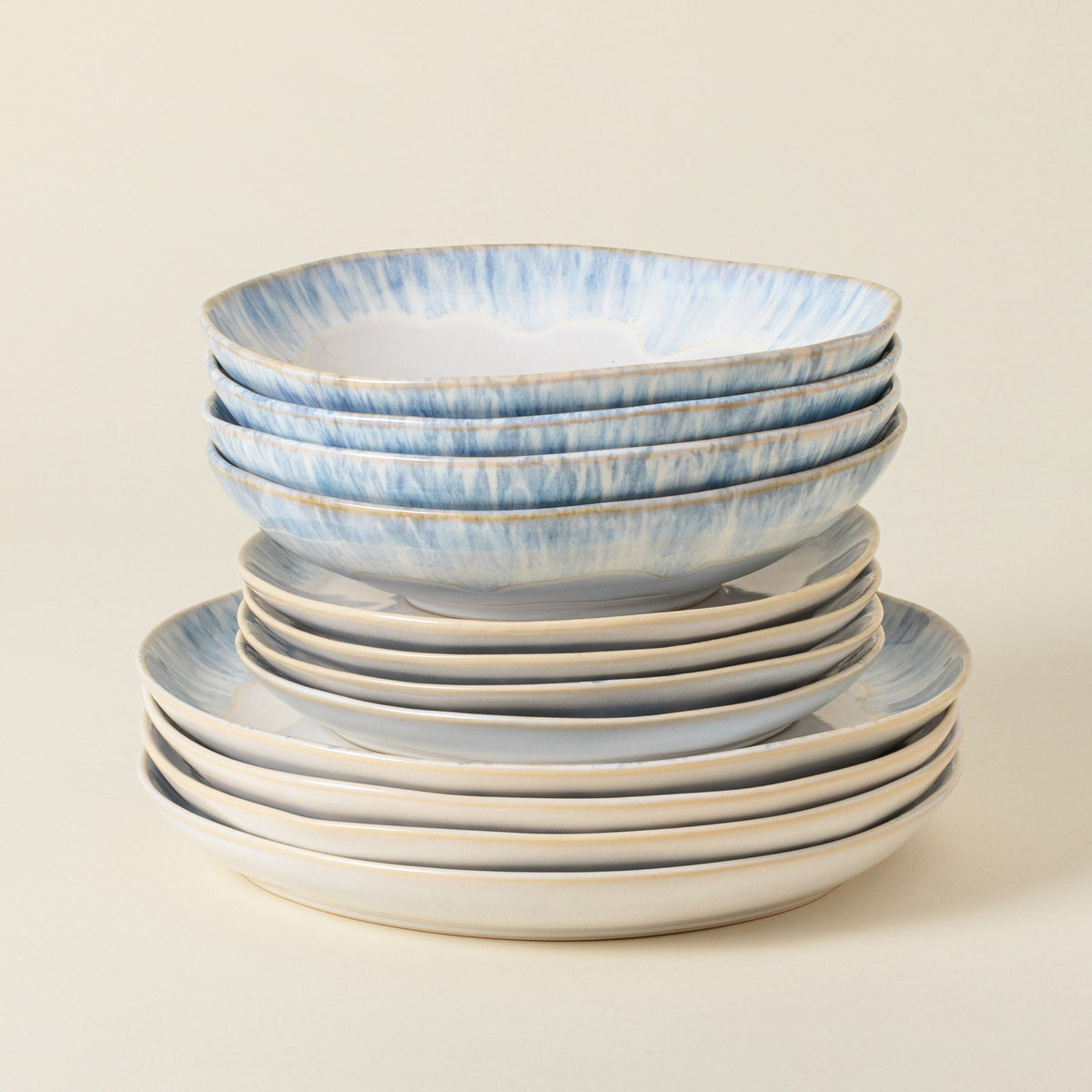 12-Piece Dinnerware Set with Soup/Pasta Bowl Brisa