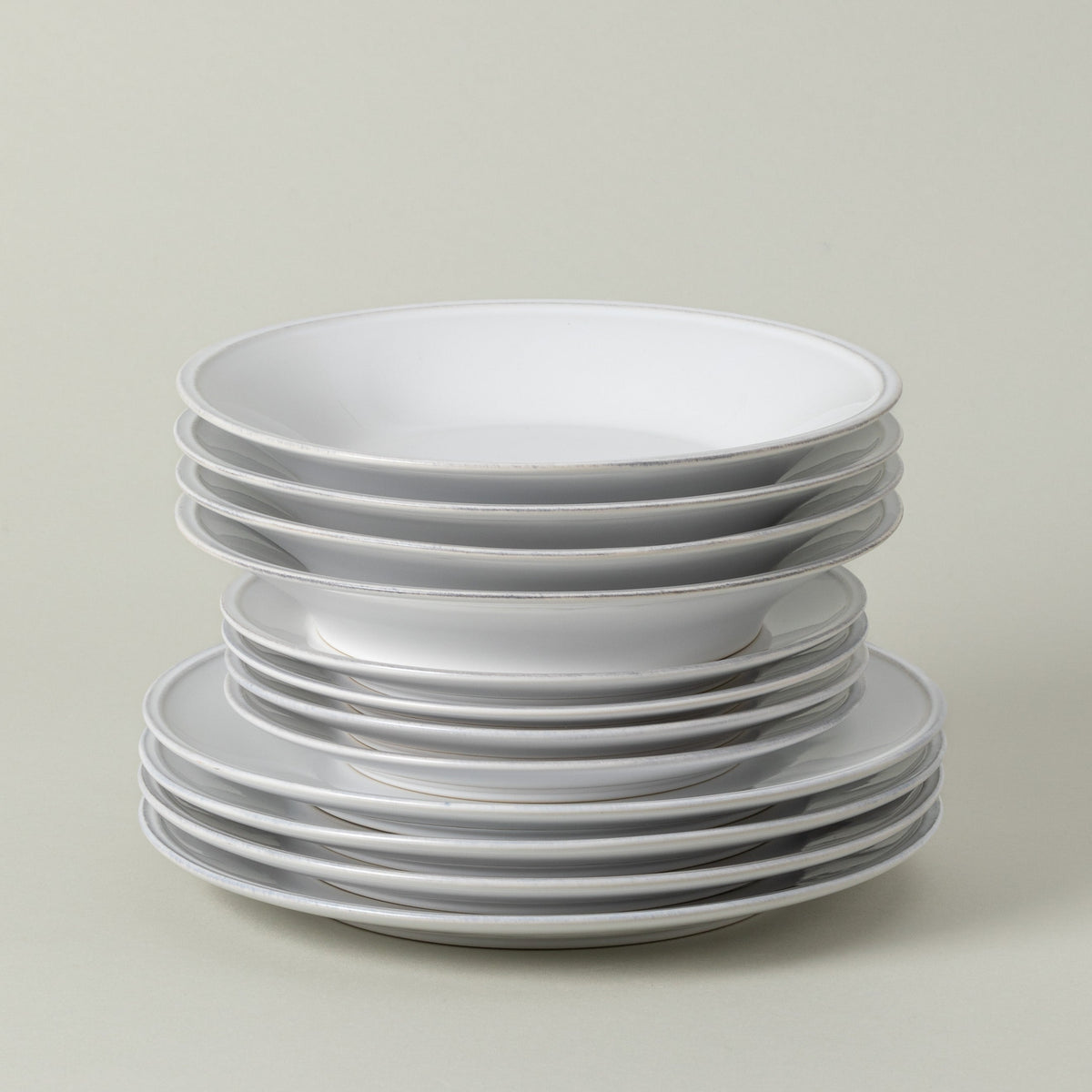 12-Piece Dinnerware Set with Soup/Pasta Plate Friso