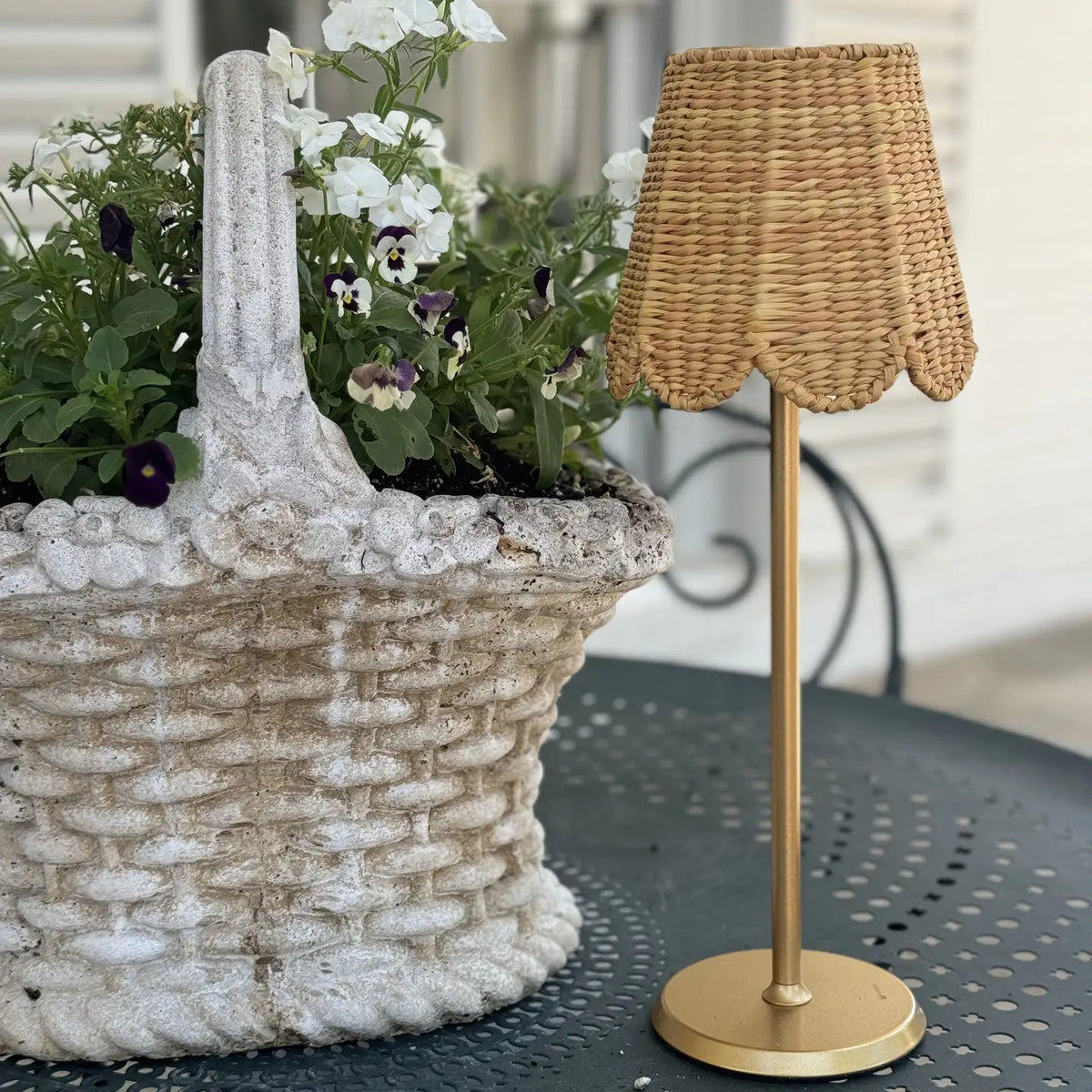Small Seagrass Shade Cover (Scalloped in Gold Saffron)