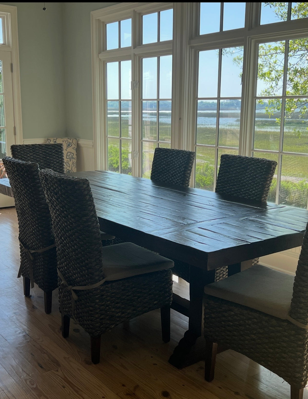 Riverside Solid Wood Dining Table & 6 Woven Dining Chairs | Coastal Farmhouse Dining Set
