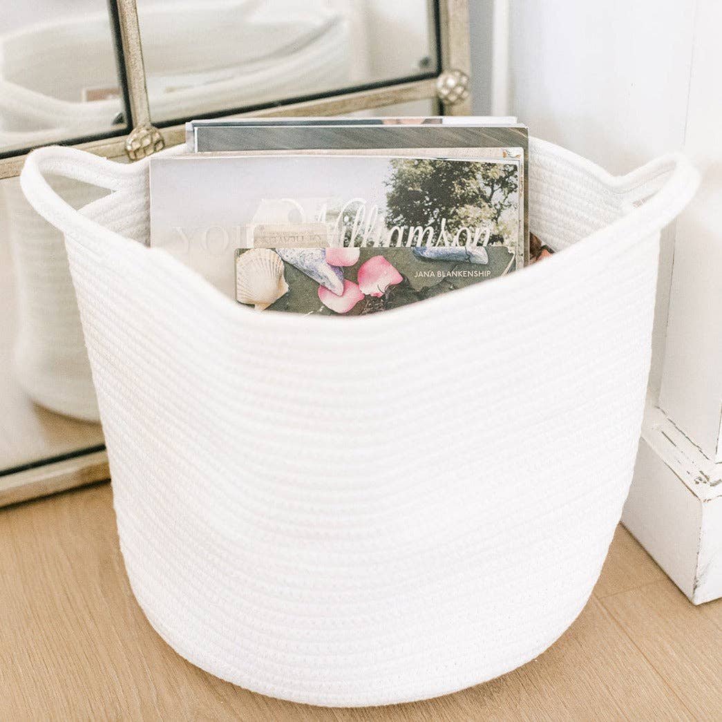 Amelia Basket