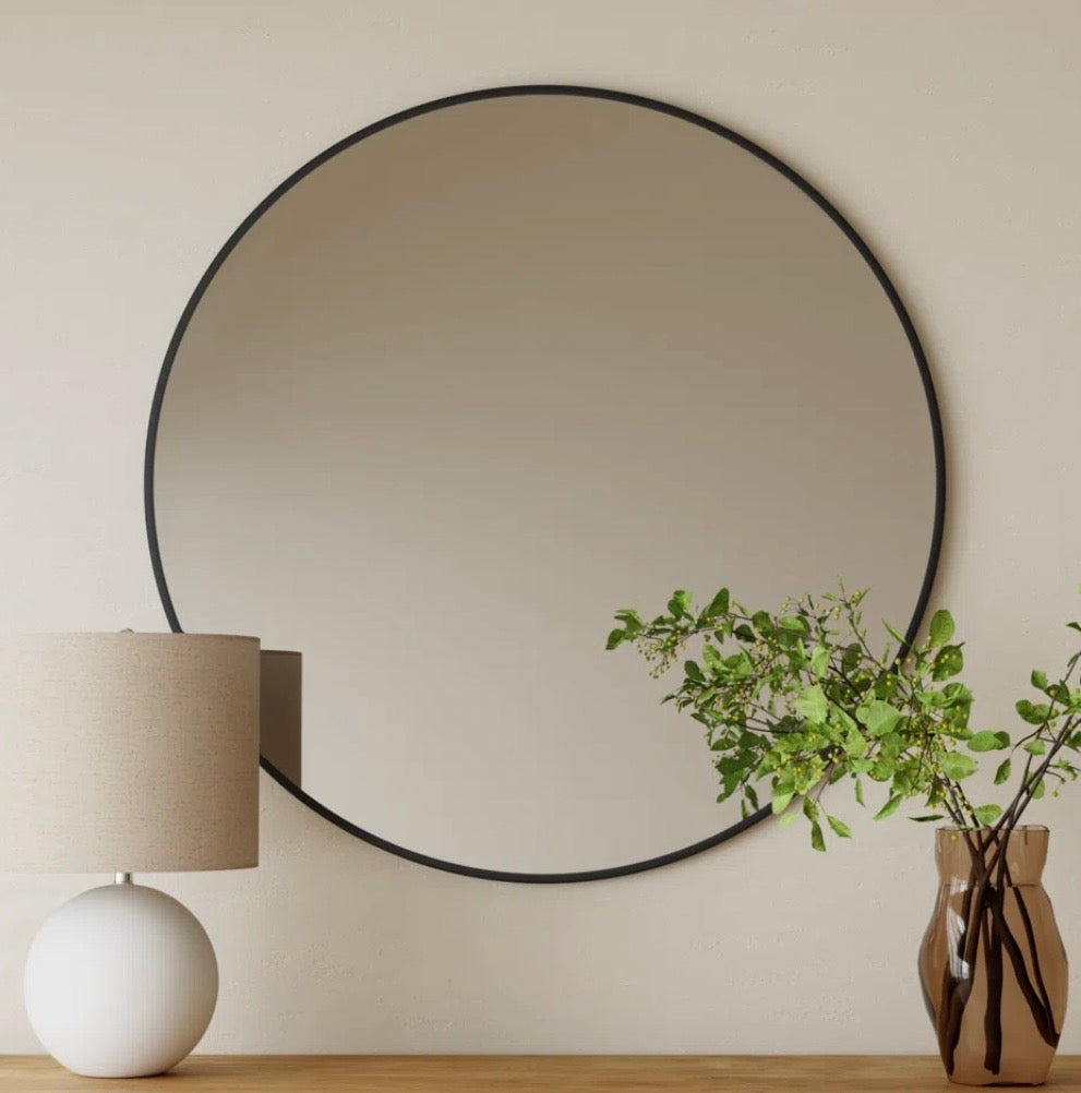 Modern Round Iron Wall Mirror – 28"