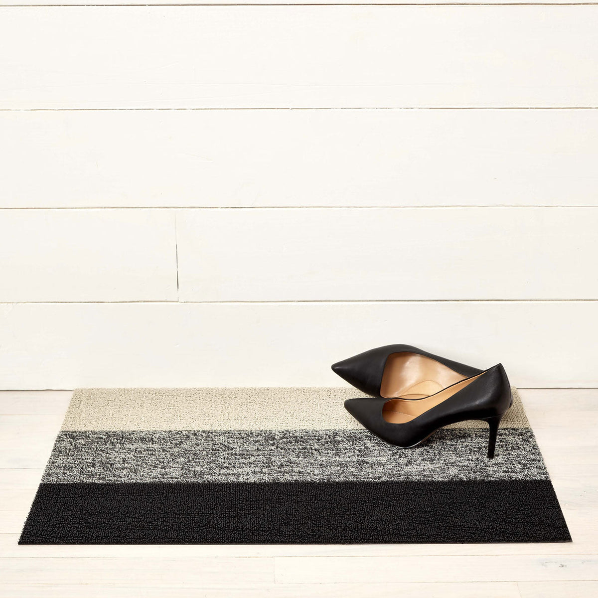 Marbled Stripe Shag Mats - Salt & Pepper