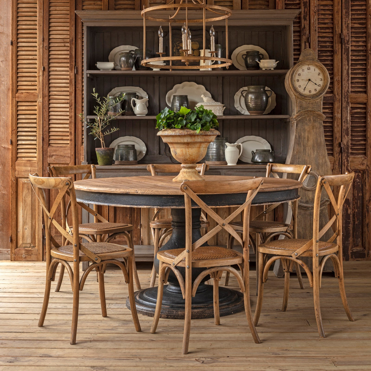 Vidalia Table