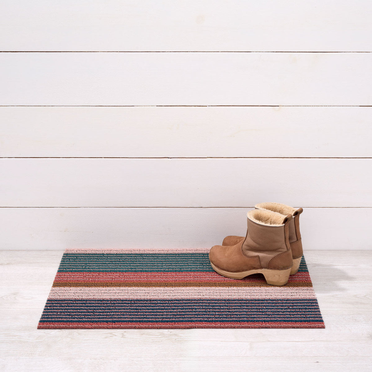 Pleat Stripe Shag Mats - Raspberry