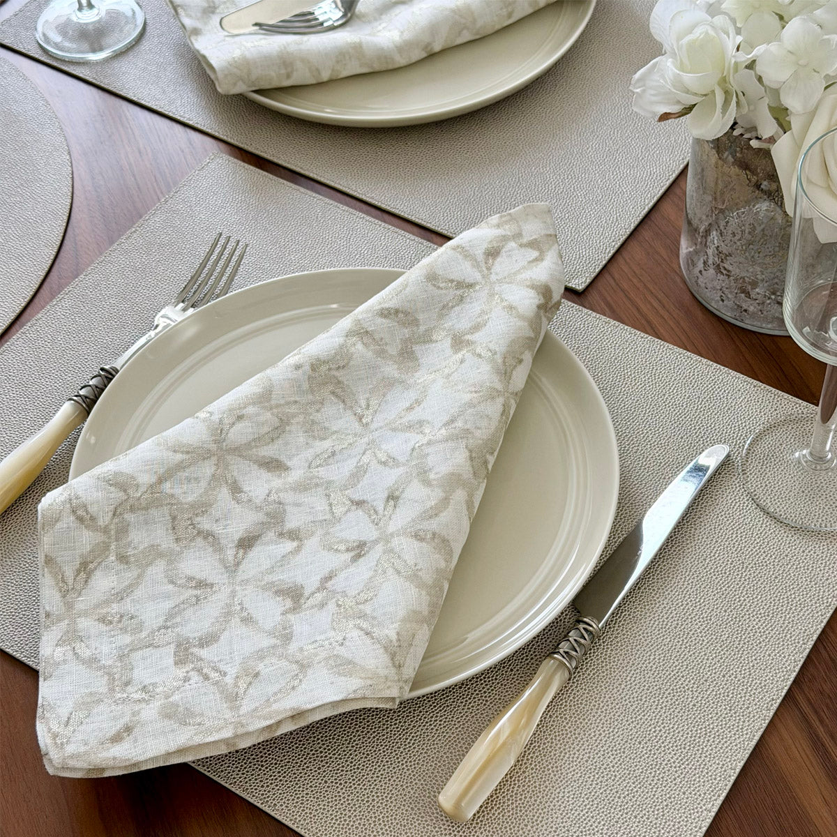 Bodrum Shamrock Table Runners — Bodrum collection image 2