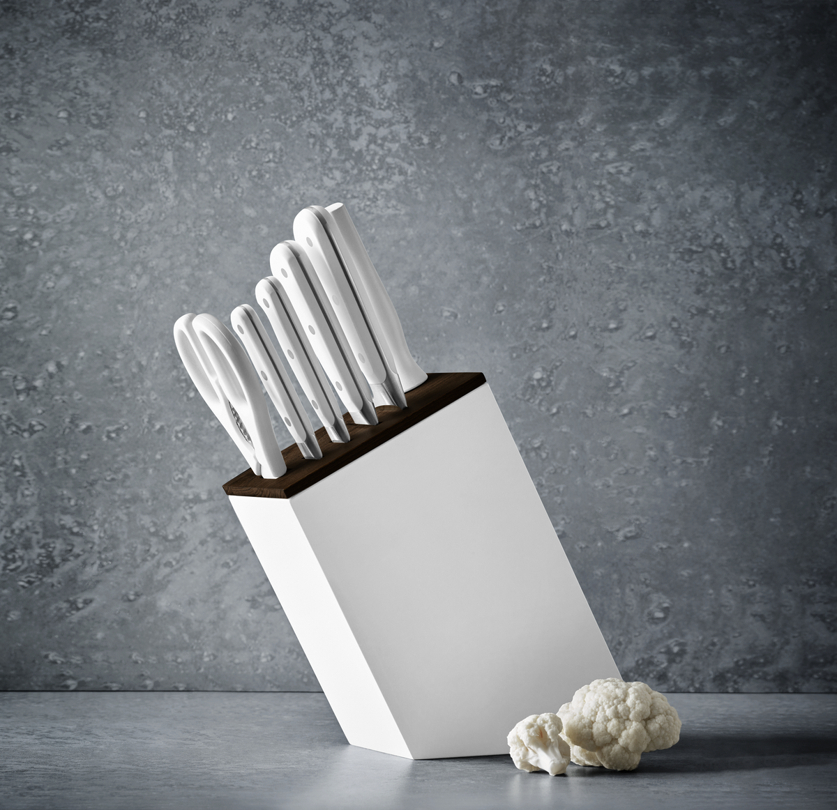 Wusthof Classic 7-Piece Knife Block Set with Santoku — Black