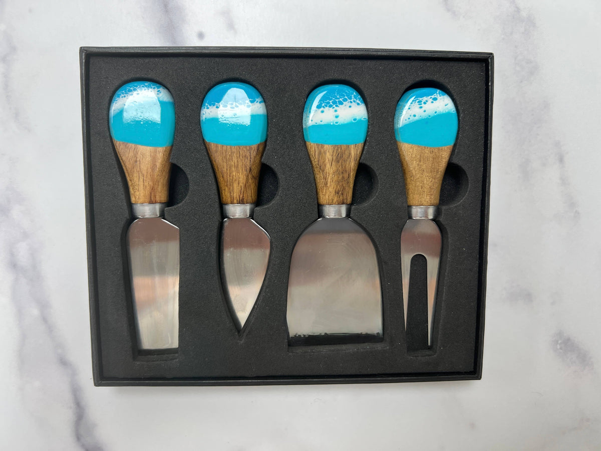 Cheese Utensil Set of 4 with black box with Acacia Wood