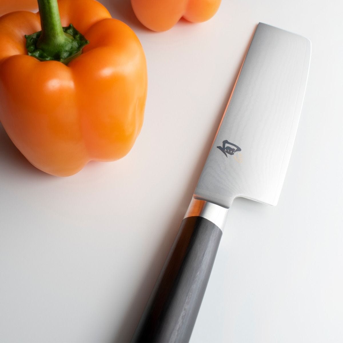 Shun Classic Blonde 6.5" Nakiri — Ebony