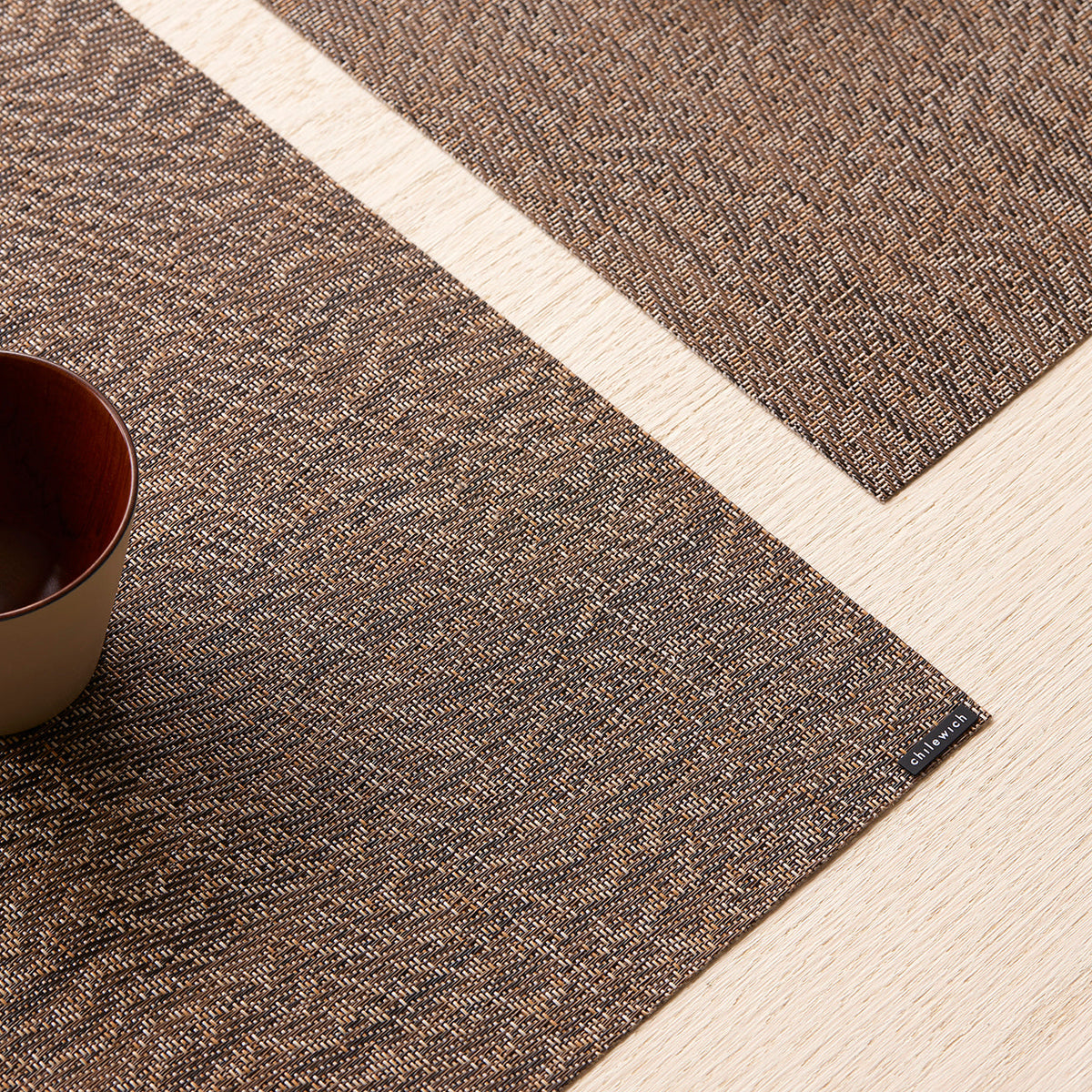 Moiré Placemats - Mocha