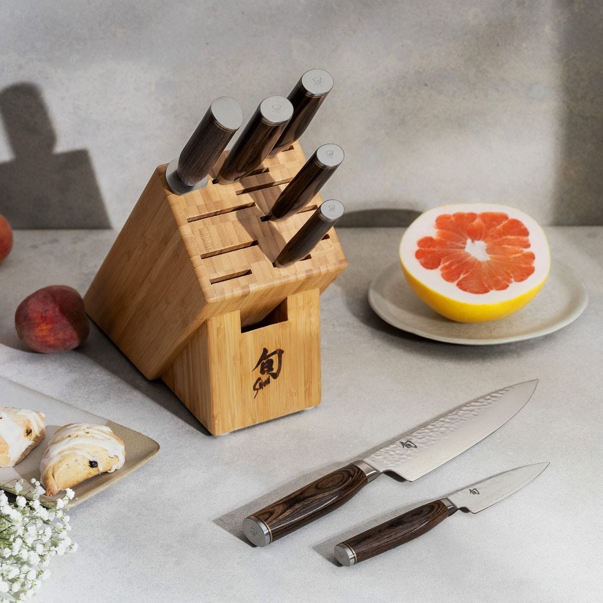 Shun Premier 8-Piece Professional Block Set — Walnut