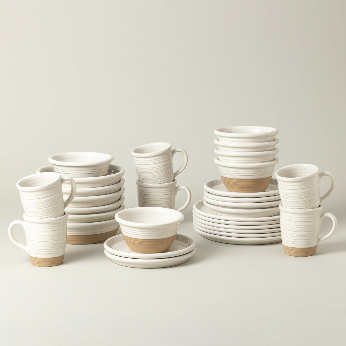 30-Piece Dinnerware Set with Mug Scotia