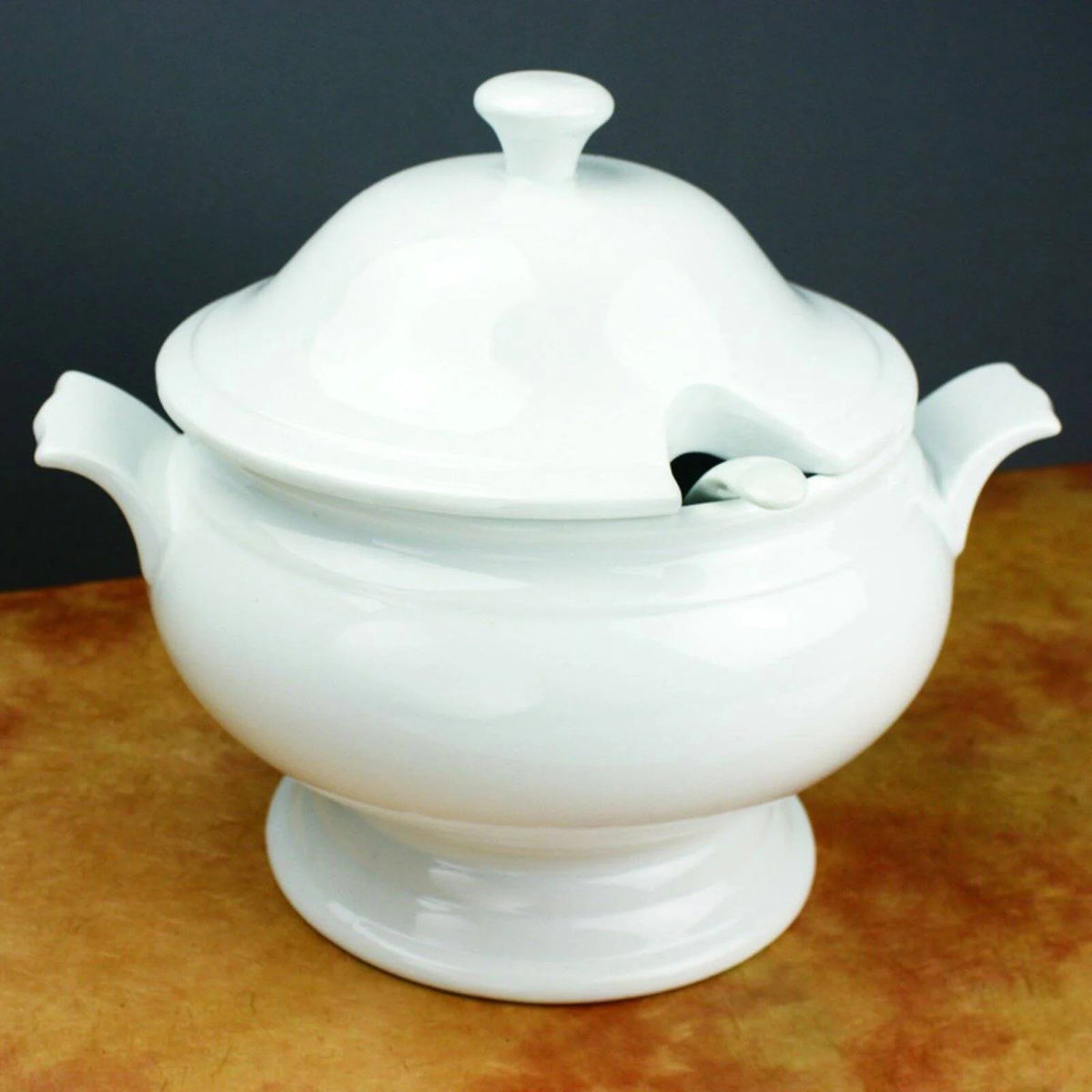 White Soup Toureen with Ladle, 2.5 qt