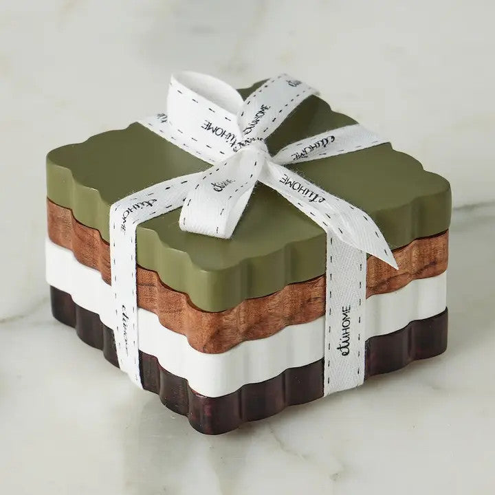 Heritage/Vinyard Scalloped Coasters, Set of 4