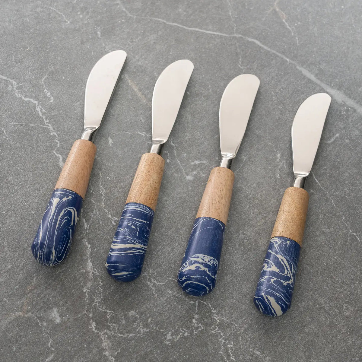 Blue Stone & Wood Spreader