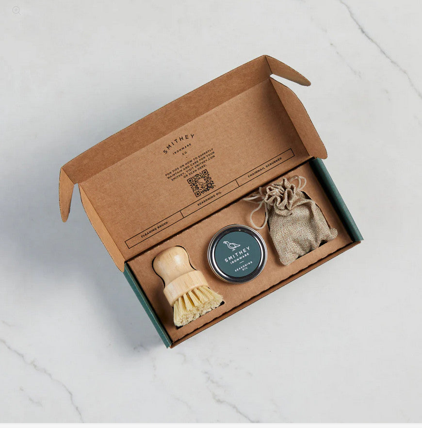 Smithey Cleaning & Care Kit
