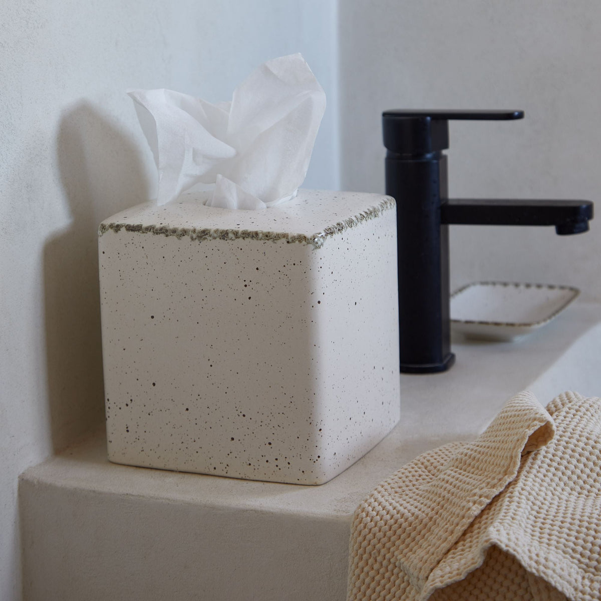 Boutique Tissue Toscana Bath - Spa, Casafina by COSTA NOVA