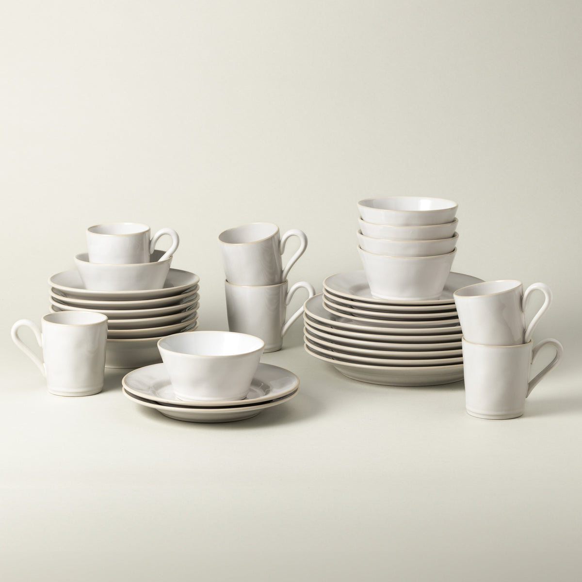 30-Piece Dinnerware Set with Mug Beja