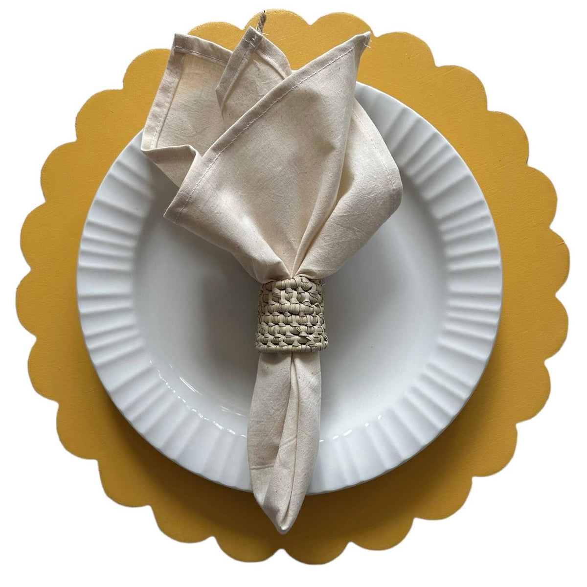 Everyday Scalloped Placemats, Wooden, Set of 4