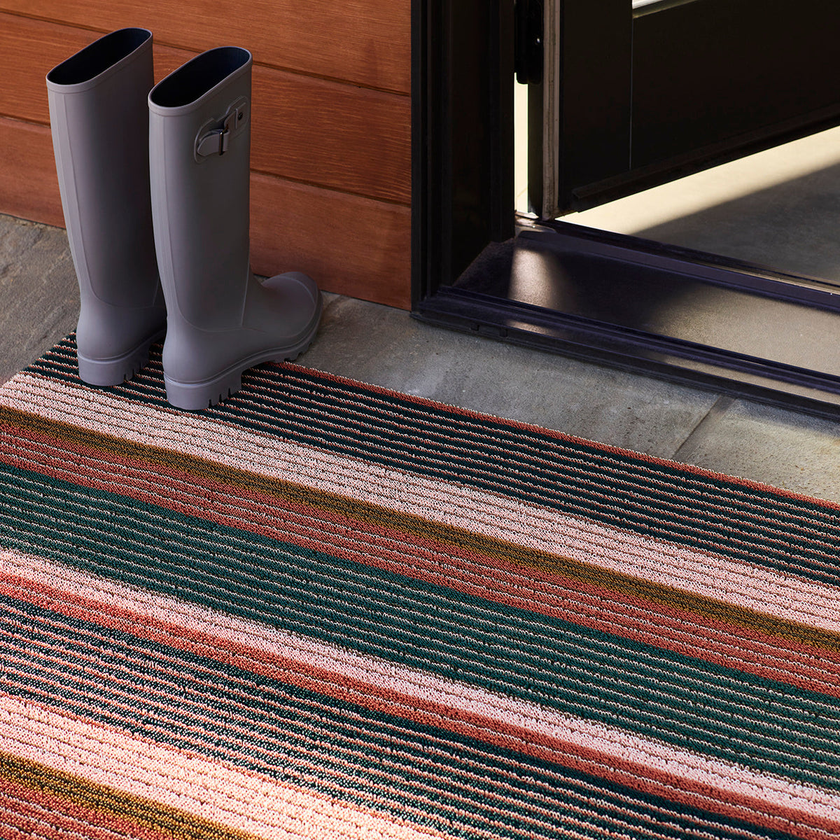 Pleat Stripe Shag Mats - Raspberry