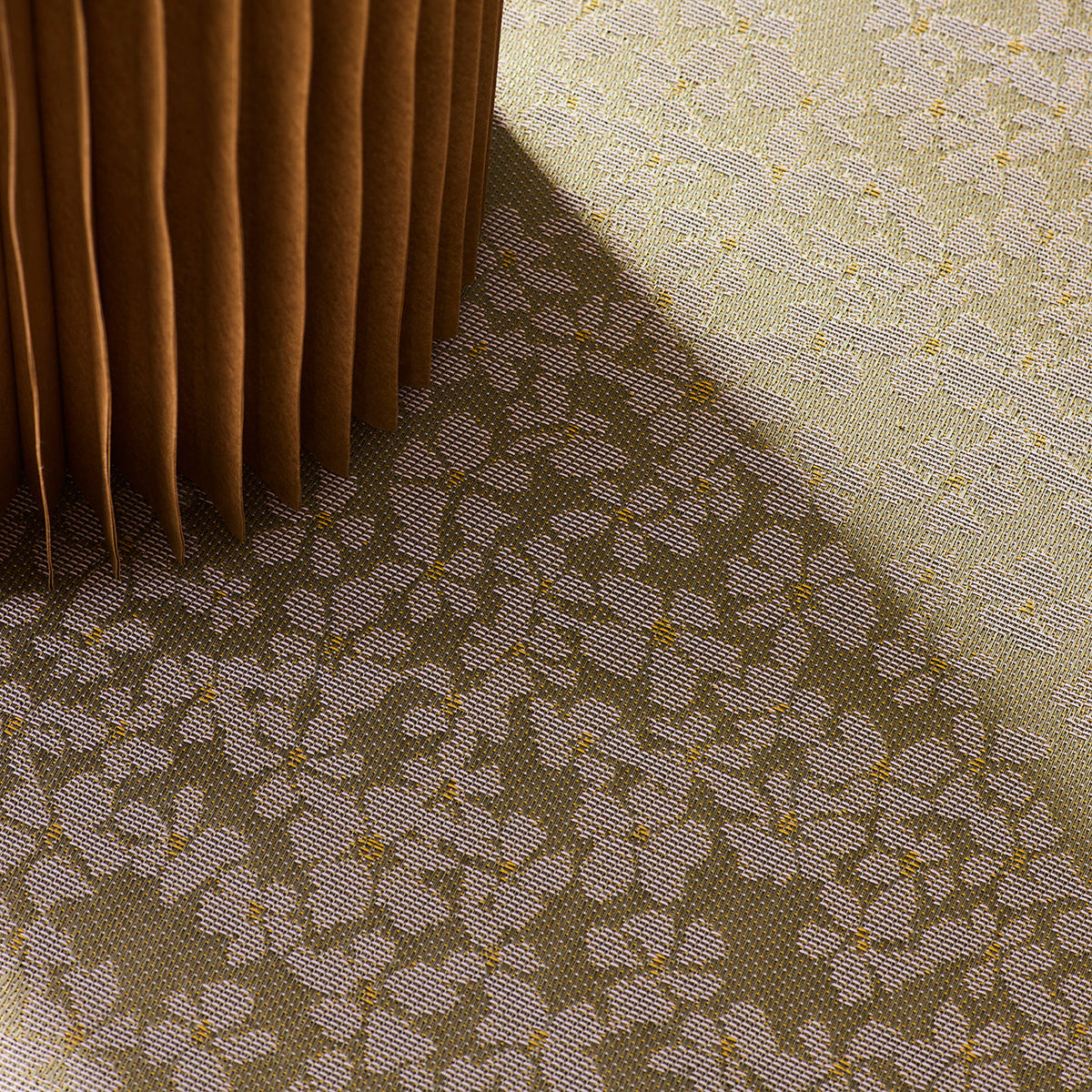 Flora Rugs - Mica