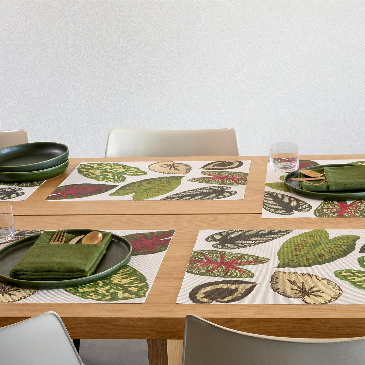 Scattered Leaves Placemats - Green