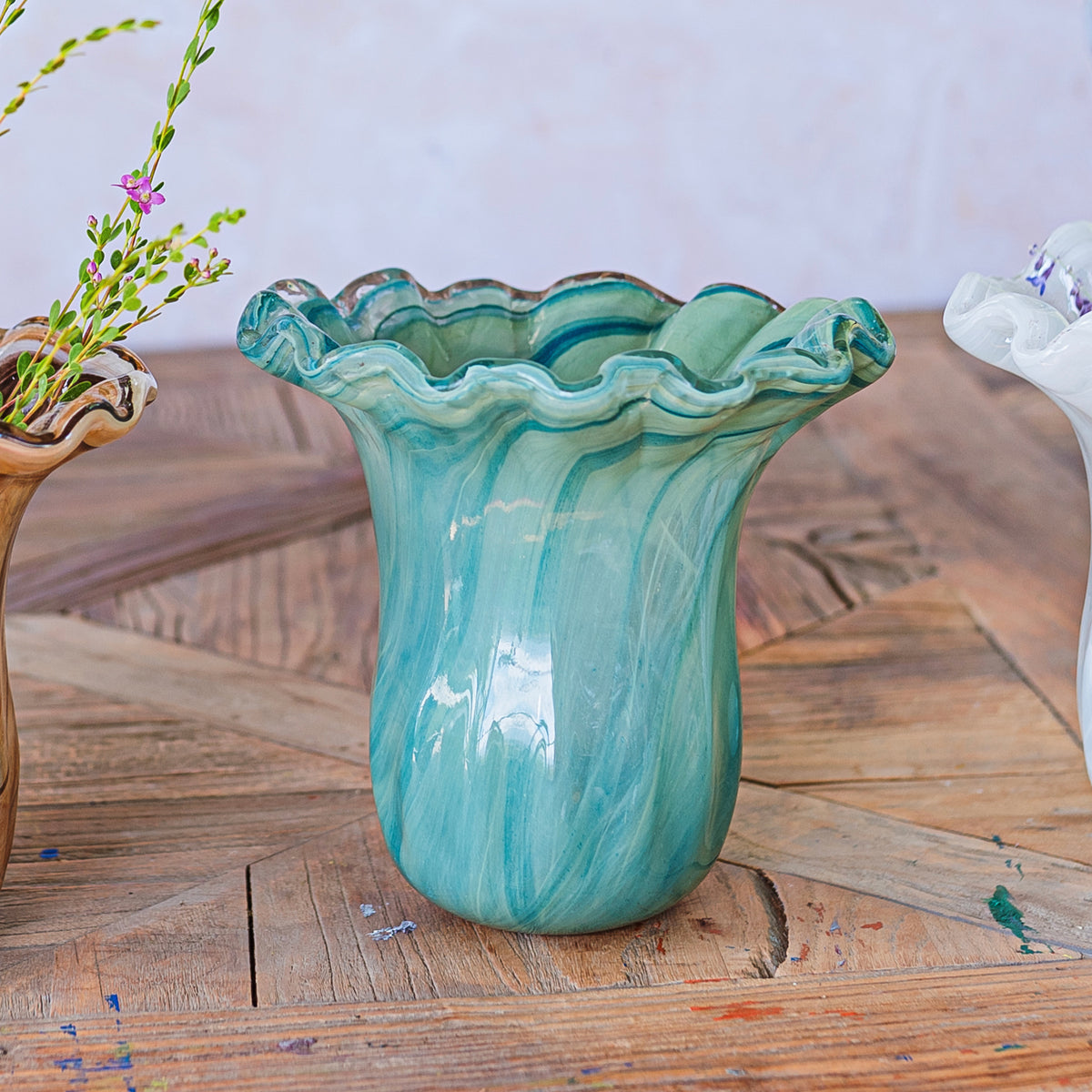Onda Glass Green Small Tulip Vase