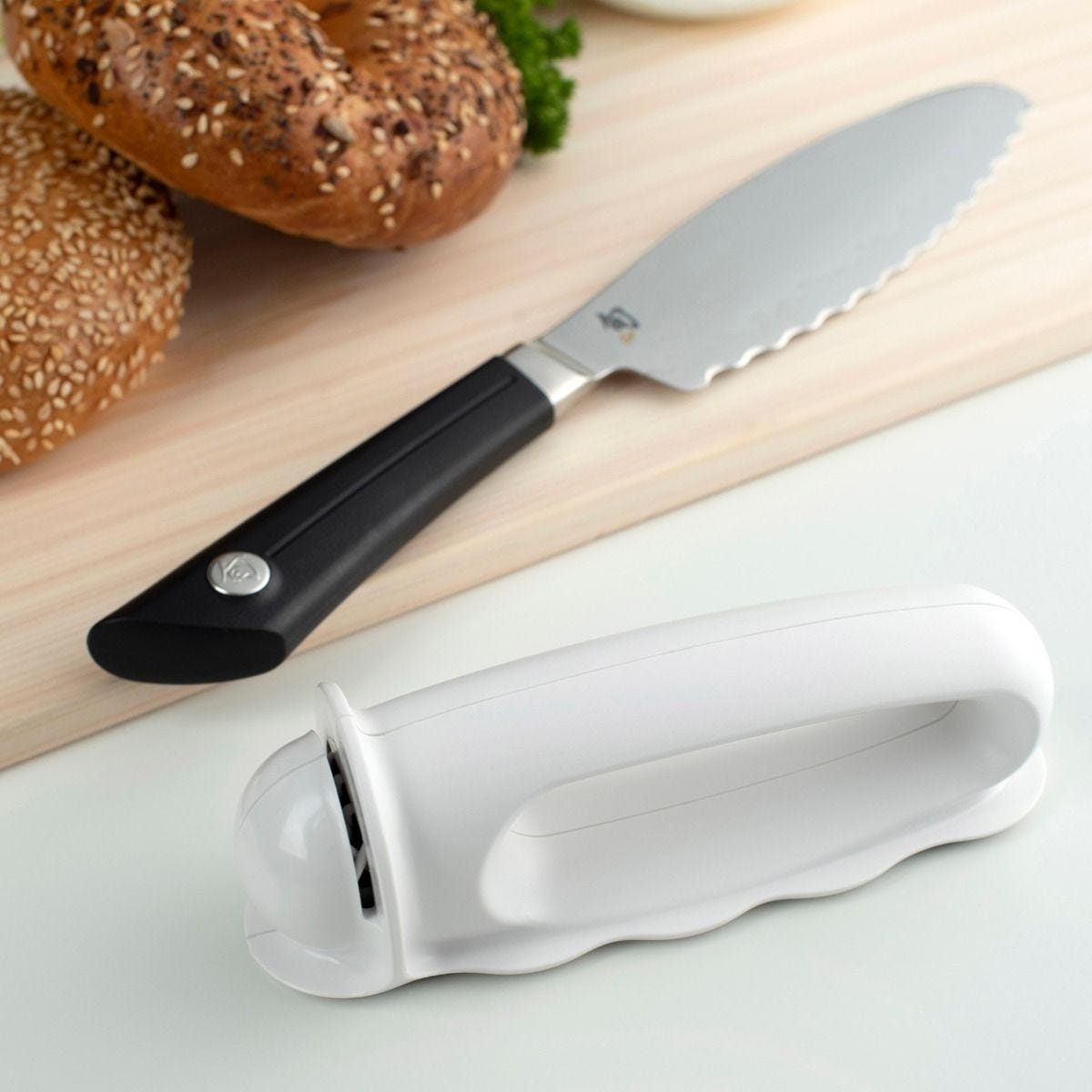Shun Kai Serrated Knife Sharpener