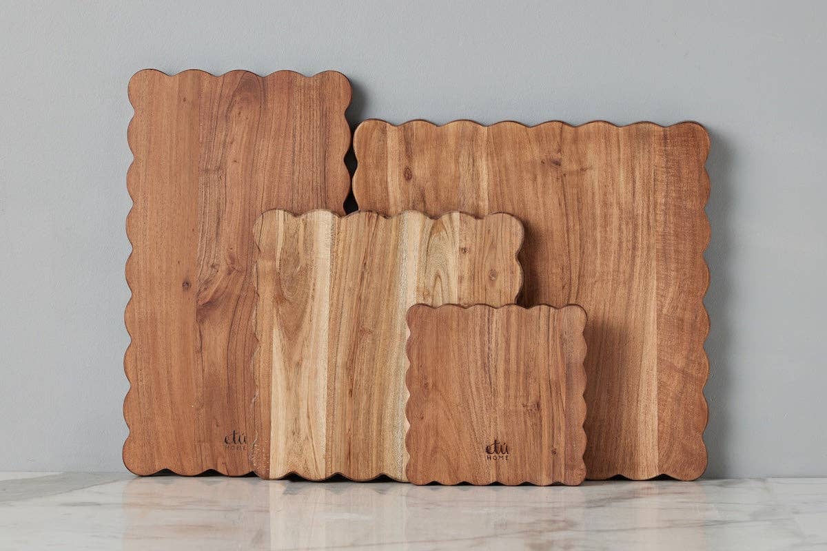 Scalloped Cutting Board, Large Square