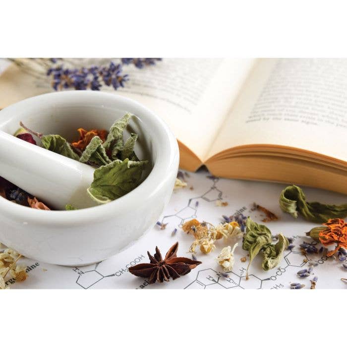 HIC Kitchen Mortar And Pestle With Pour Spout