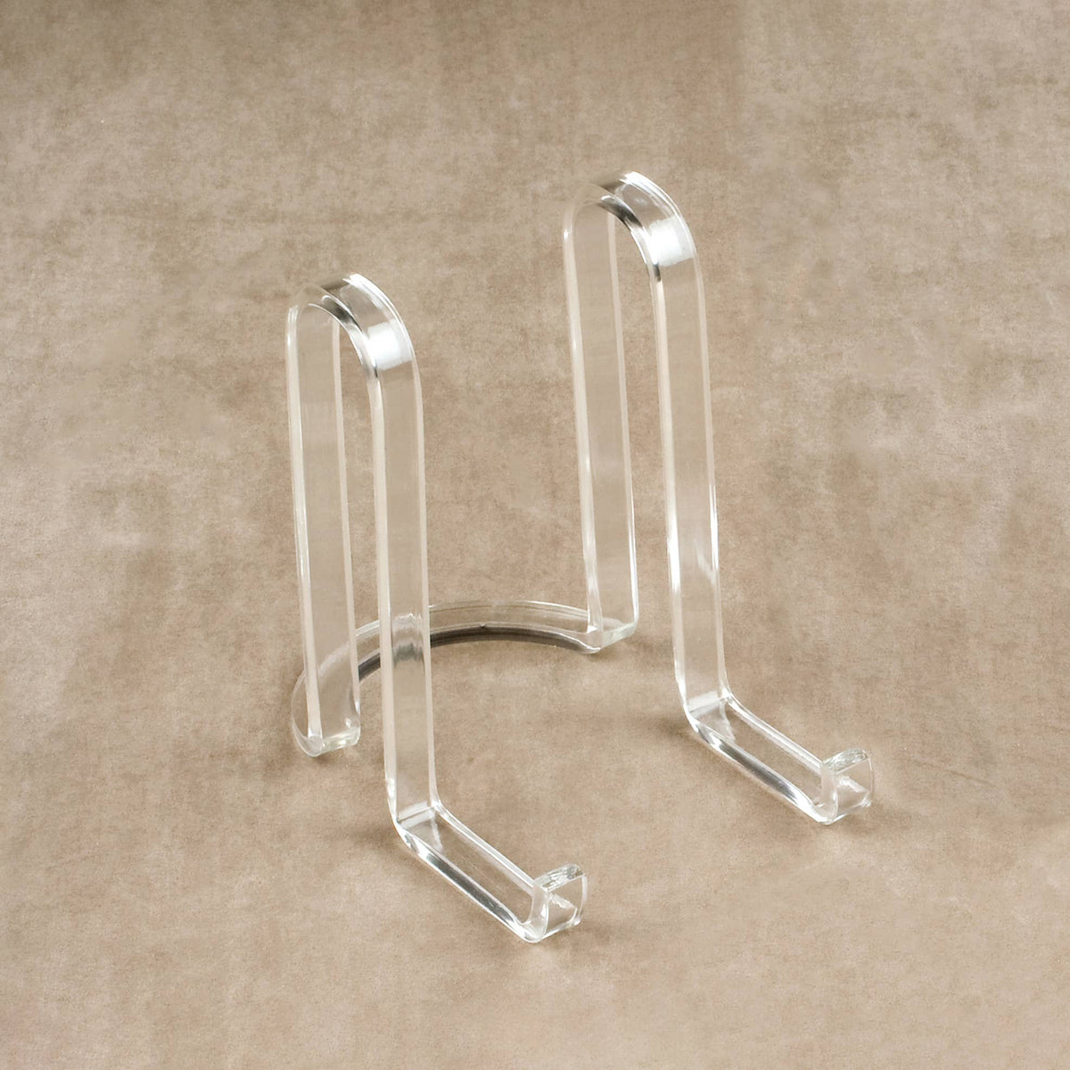 Acrylic Plate Stands