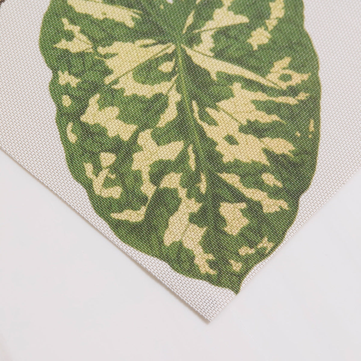 Scattered Leaves Placemats - Green