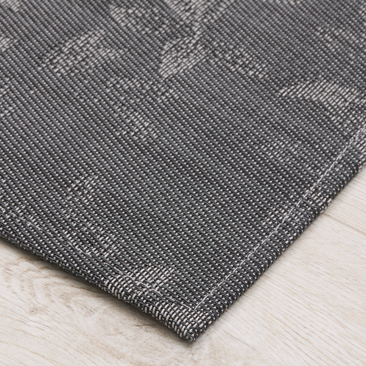 Grove Rugs - Black Thorn