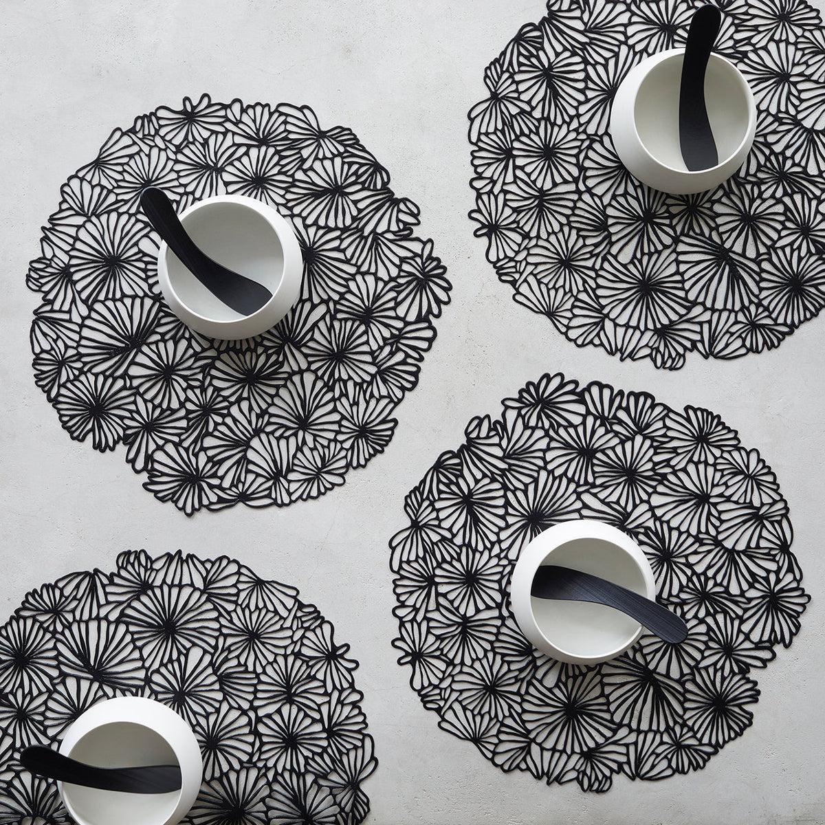Daisy Placemats - Black