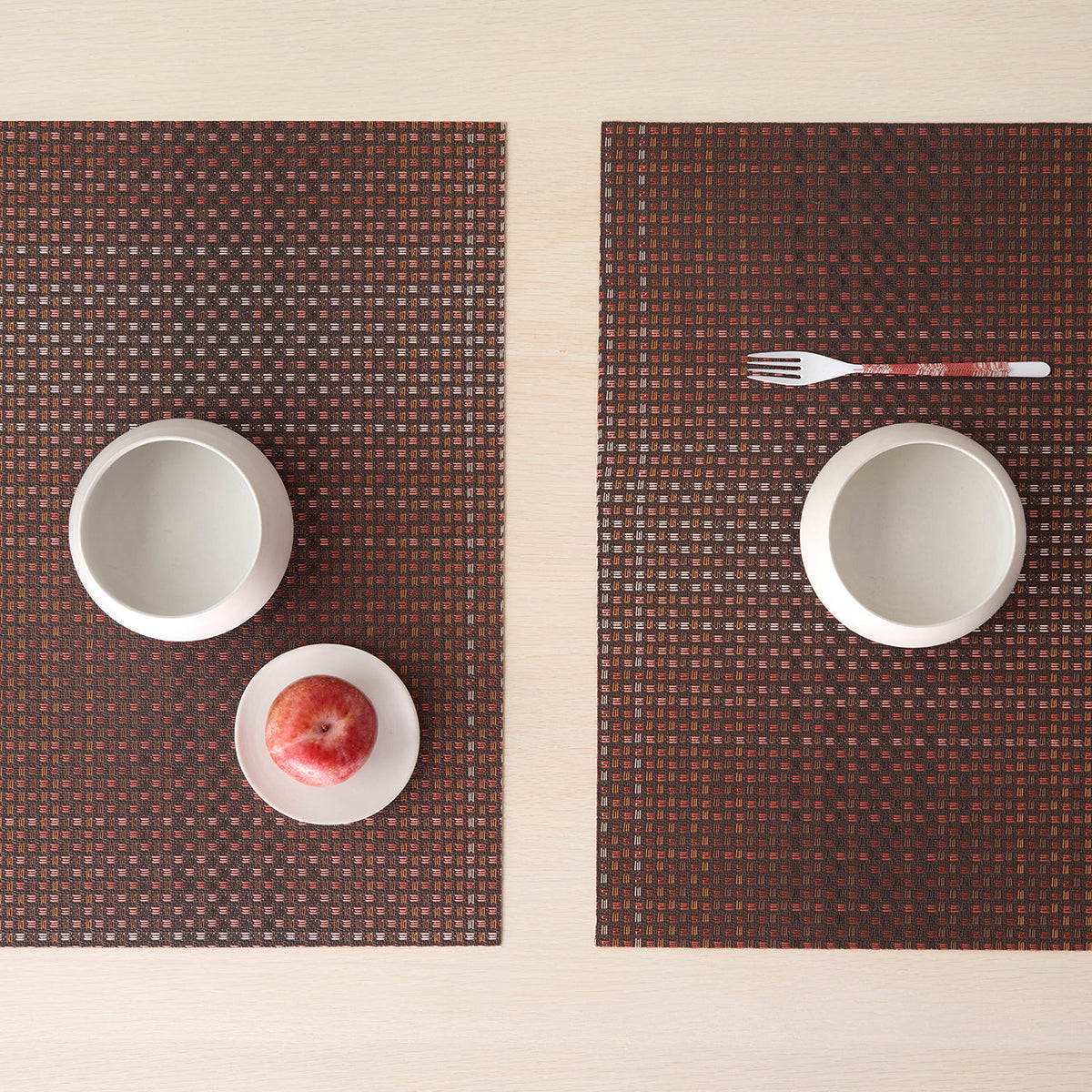Parade Placemats - Raisin