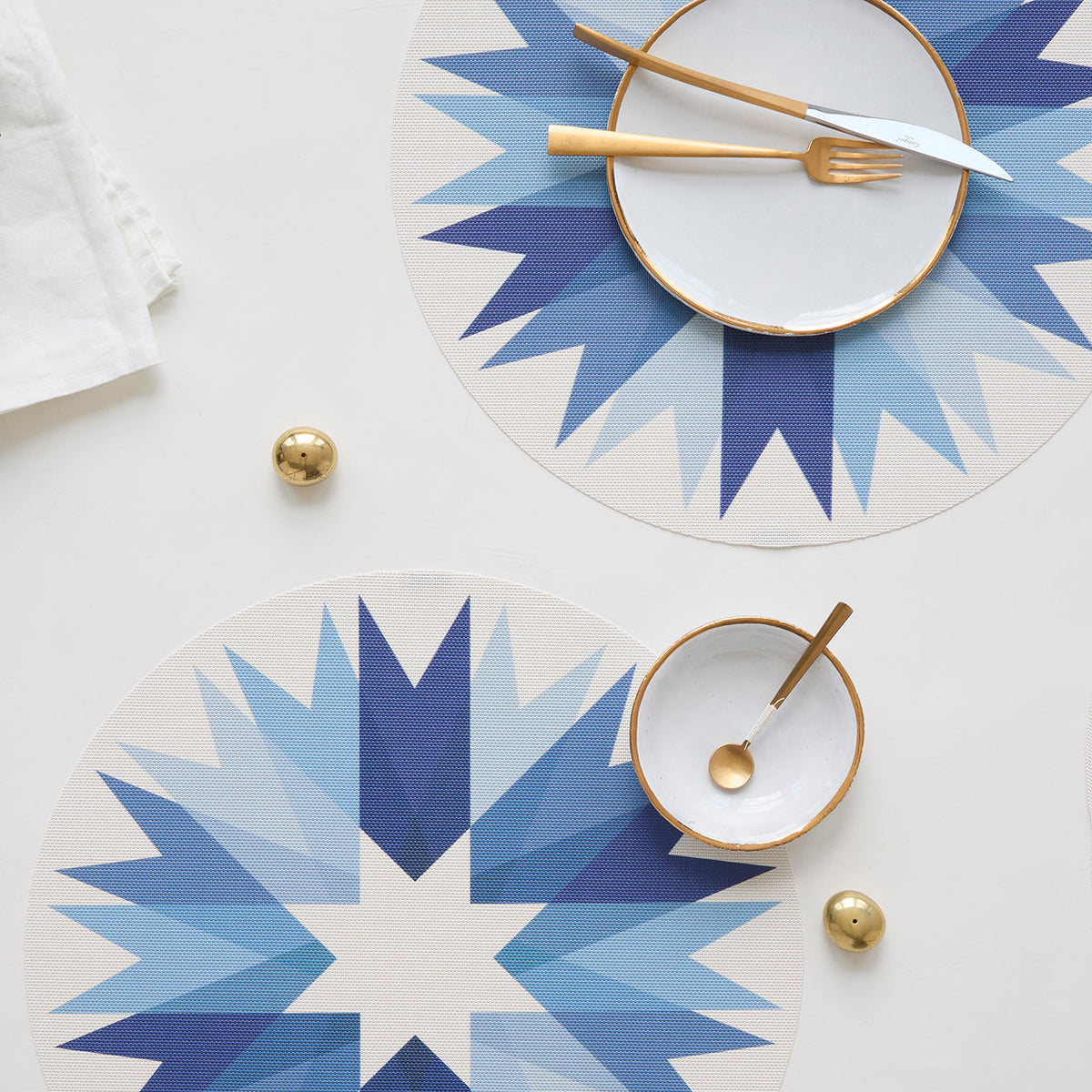 Ribbon Placemats - Frost